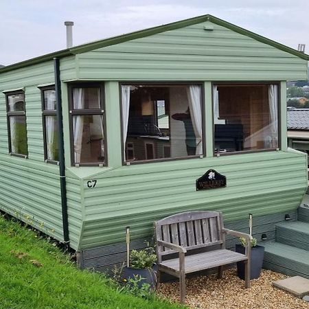 Spacious 2 Bedroomed Mobile Home Абъристуит Екстериор снимка