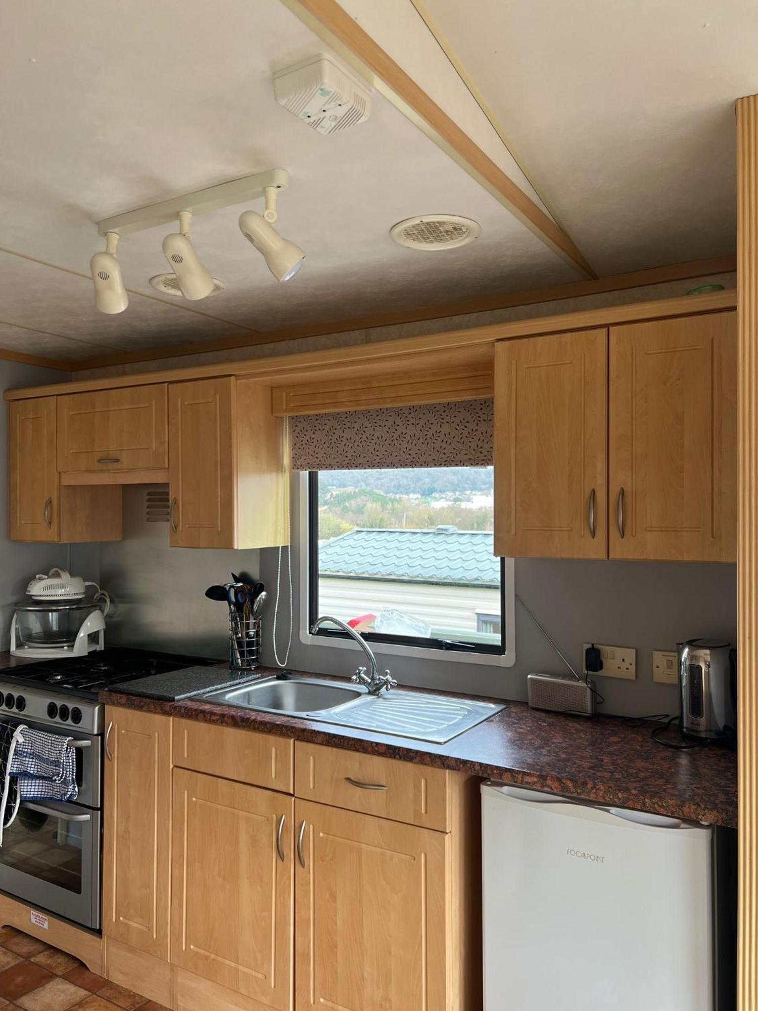 Spacious 2 Bedroomed Mobile Home Абъристуит Екстериор снимка
