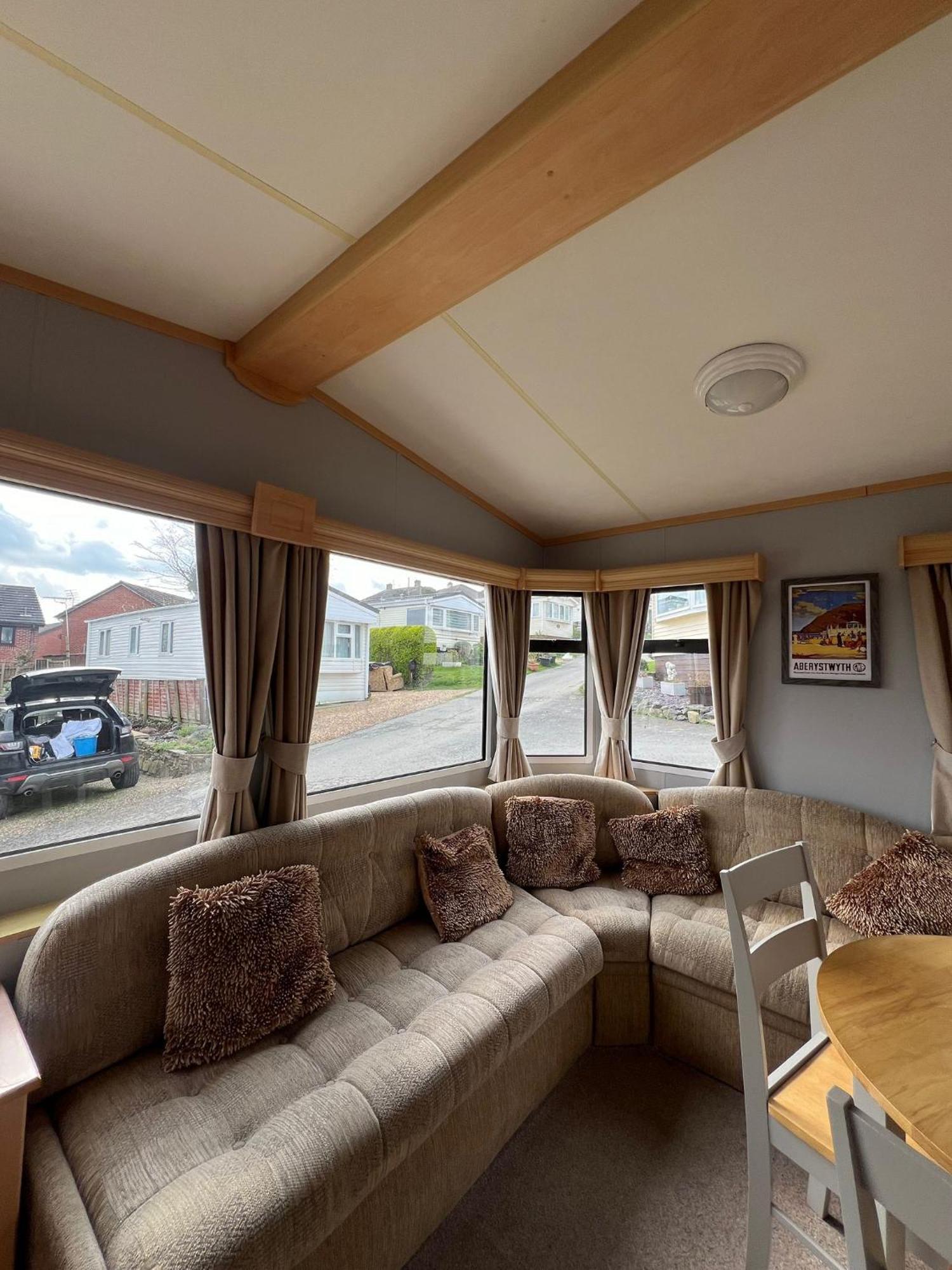 Spacious 2 Bedroomed Mobile Home Абъристуит Екстериор снимка